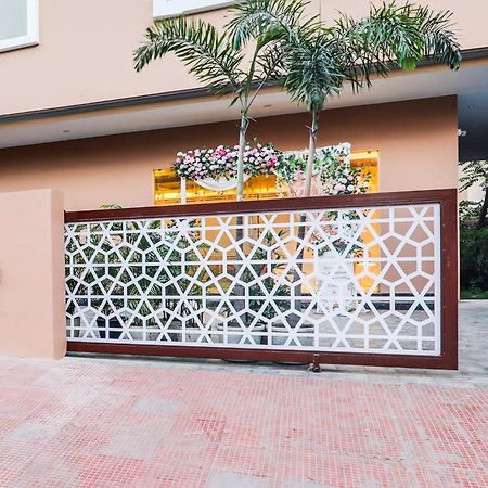 Super Townhouse Viraj Khand Formerly Veridian Inn Chinhat Luaran gambar
